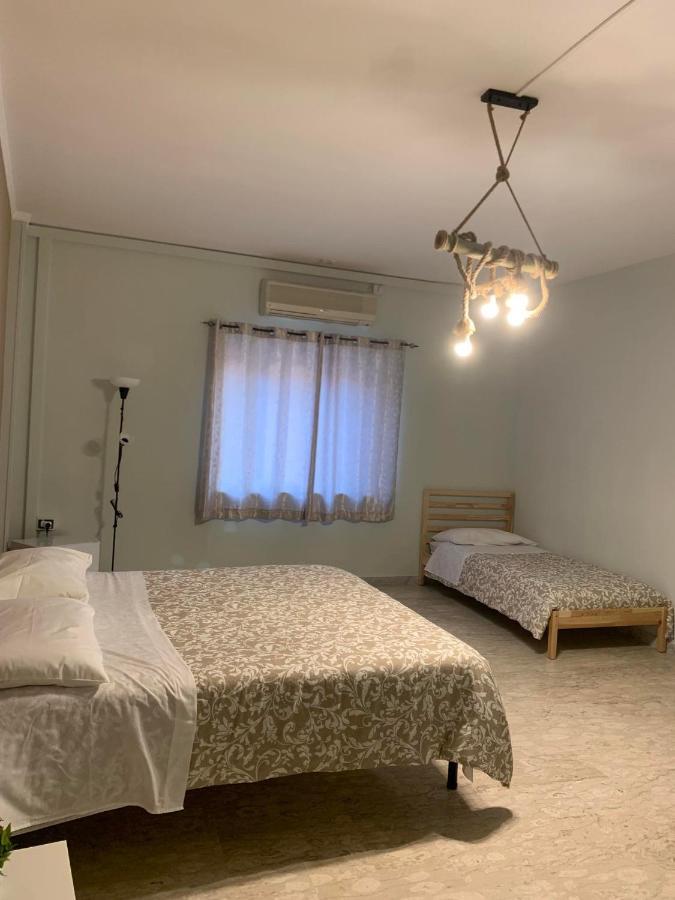 Alojamento de Acomodação e Pequeno-almoço Neapolis Center2 *